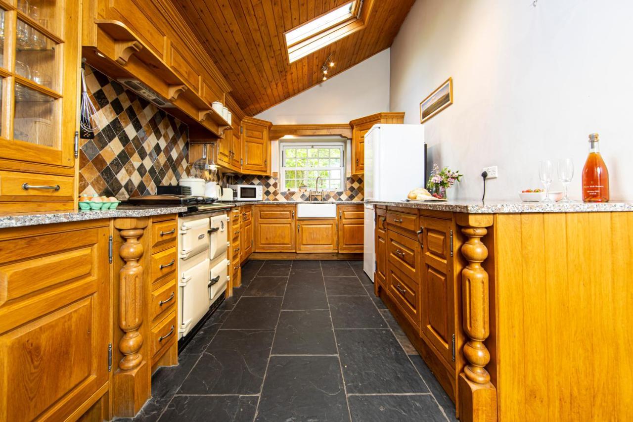 Swansea Valley Holiday Cottages Cilybebyll Екстериор снимка