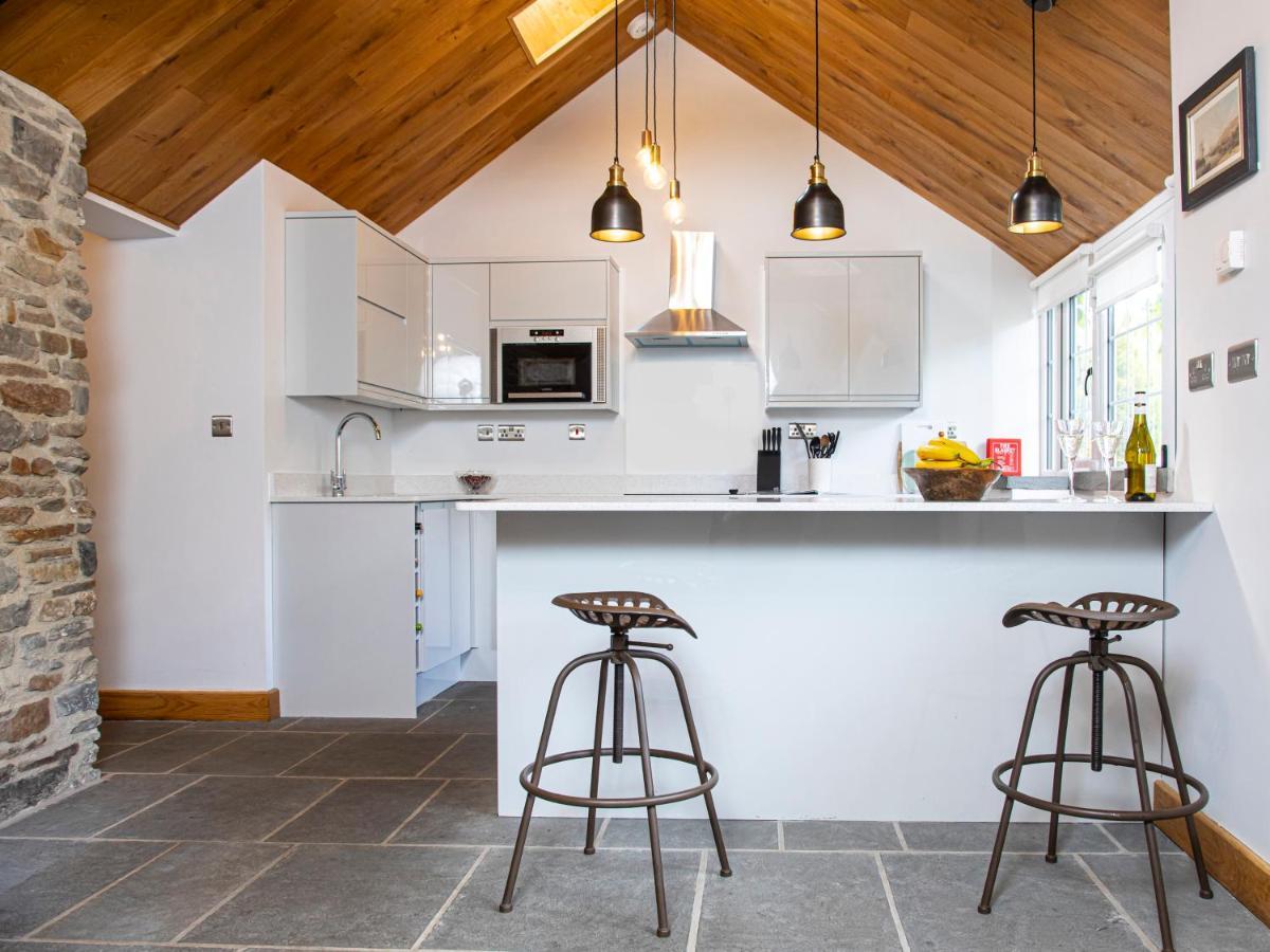 Swansea Valley Holiday Cottages Cilybebyll Екстериор снимка